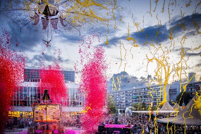 Cultura_Nova_Heerlen_Gratte_Ciel_MarcelvanHoorn