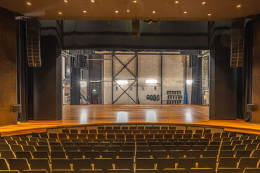 Grote zaal Kerkrade 3