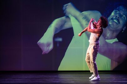 7_MID_CONTROLE_Maas theater en dans_155_©Bart Grietens