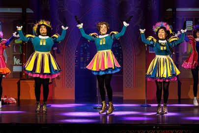 De Club van Sinterklaas theatershow Pakjeslift Op Hol_1