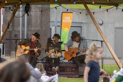 SlodDe Vos op boevenpad © Stichting de Liedjesspeeltuin
