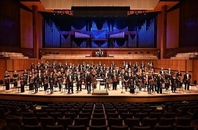 LPO RFH 061121 with Principal Conductor Edward Gardner 1076 c Mark Allan