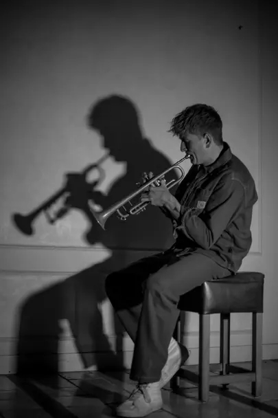2627_GV_Thomas_Heikoop_Having_a_Chet_with_Baker_f_Petra_de_Koning_Gansbewerkt 1