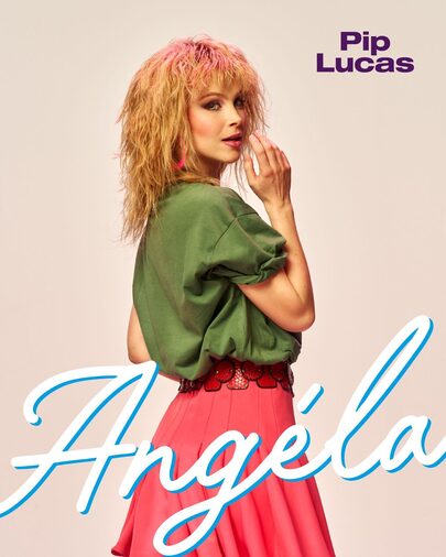 Pip Lucas als Angéla Kramers